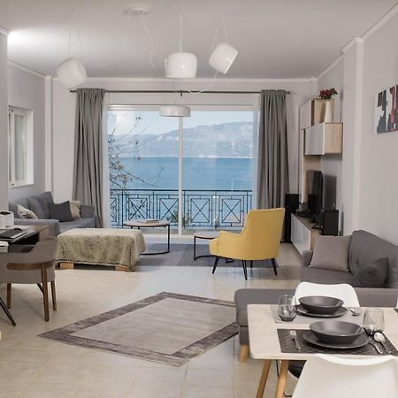 Nelion 01 - A Dream Apartment With Amazing View Aigio Bagian luar foto