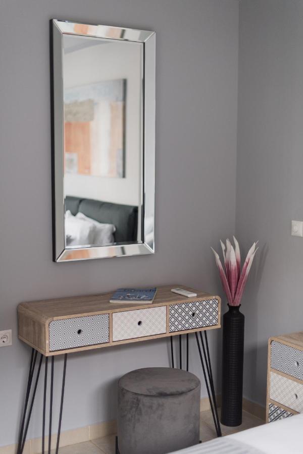 Nelion 01 - A Dream Apartment With Amazing View Aigio Bagian luar foto