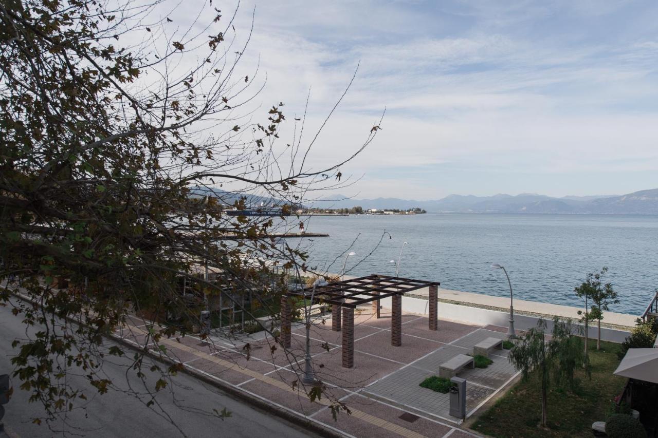Nelion 01 - A Dream Apartment With Amazing View Aigio Bagian luar foto