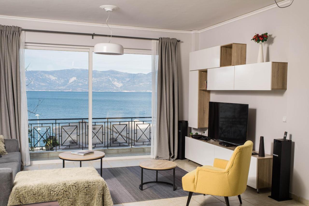 Nelion 01 - A Dream Apartment With Amazing View Aigio Bagian luar foto